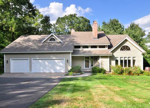 Property at 80 Mountain Rd, Granby, CT 06060, 4 beds, 3 baths
