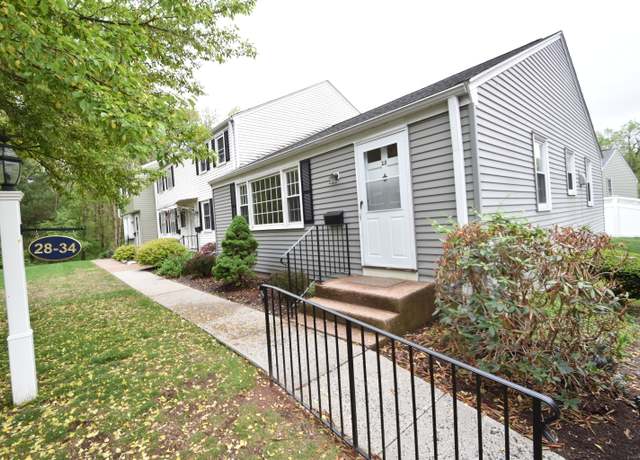 Property at 28 Gayfeather Ln #28, Glastonbury, CT 06033, 1 bed, 1 bath