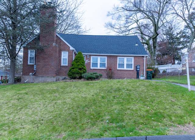 Property at 100 Highland Ave, Meriden, CT 06451, 4 beds, 2 baths