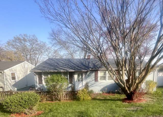 Property at 8 Tetlow St, West Haven, CT 06516, 3 beds, 1 bath