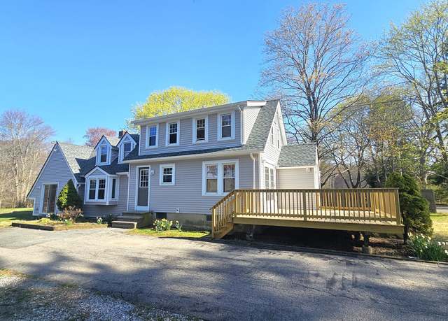Property at 35 Meadow Rd, Clinton, CT 06413, 4 beds, 2 baths