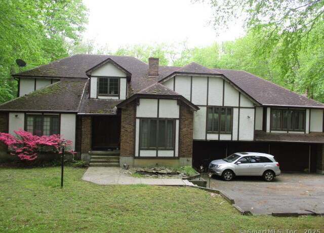 Property at 11 Michael Cir, Oxford, CT 06478, 4 beds, 2.5 baths