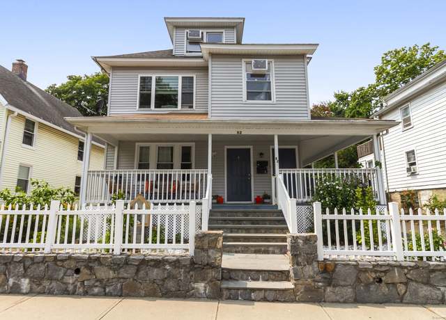 Property at 82 Lexington Ave, Norwalk, CT 06854, 7 beds, 2 baths
