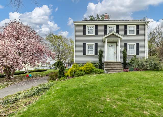 Property at 52 Lincoln St, Cromwell, CT 06416, 4 beds, 2 baths
