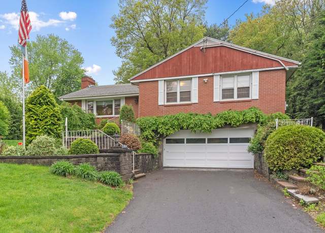 Property at 223 Tunxis Ave, Bloomfield, CT 06002, 3 beds, 3 baths