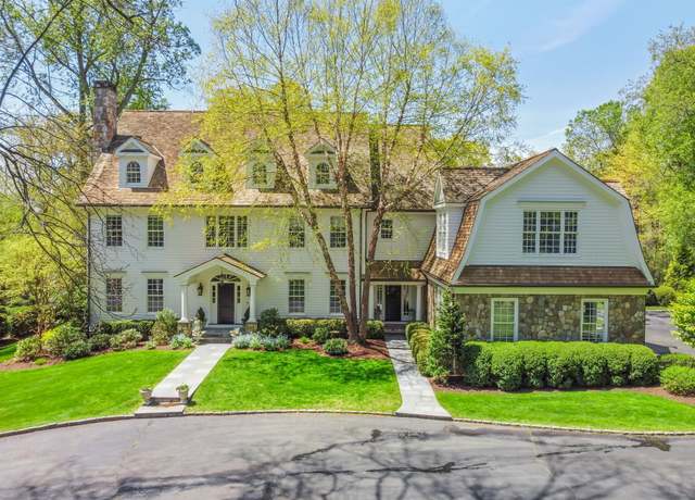 Property at 3 Plunkett Pl, Westport, CT 06880, 5 beds, 6.5 baths
