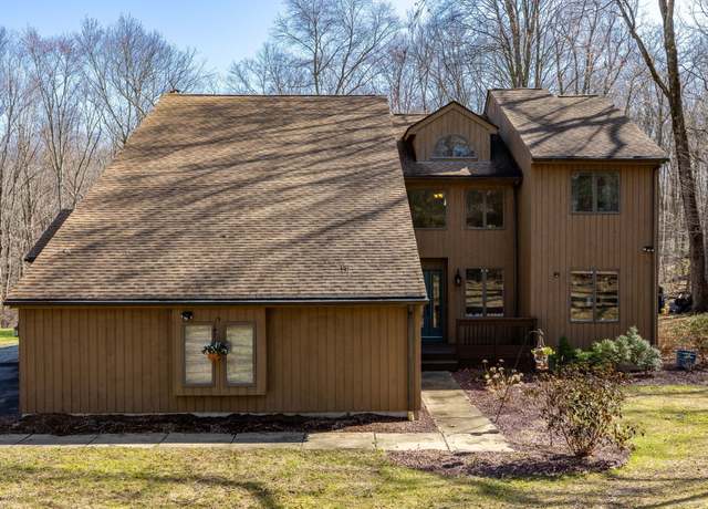 Property at 16 Emily Rd, Marlborough, CT 06447, 4 beds, 3 baths