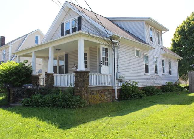 Property at 114-116 Hemingway Ave, East Haven, CT 06512, 4 beds, 2 baths