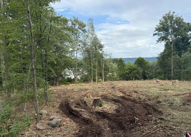 Property at 0 Overlook Dr Lot 4, Plainville, CT 06062