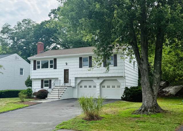 Property at 53 Valley View Rd, Norwalk, CT 06851, 3 beds, 1.5 baths