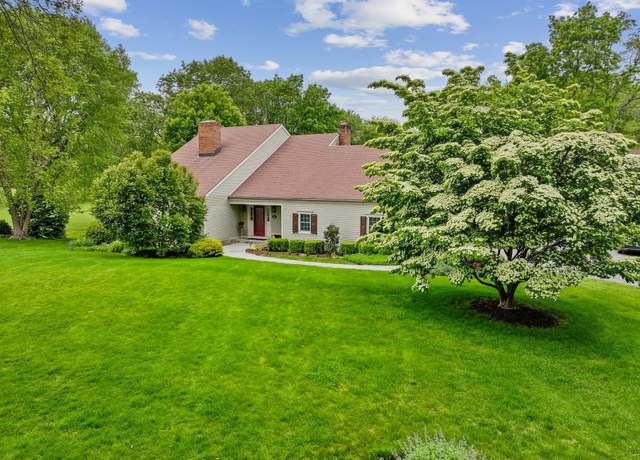 Property at 15 Silvermine Woods Rd #15, Wilton, CT 06897, 3 beds, 4 baths