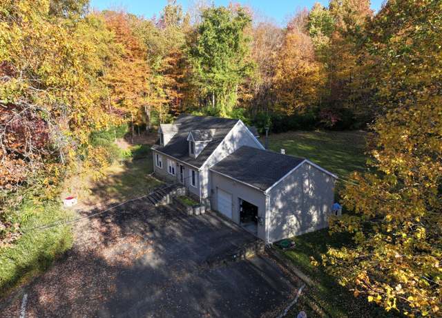 Property at 18 Outlook Rd, New Milford, CT 06776, 3 beds, 2.5 baths