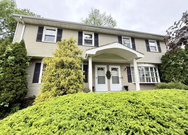 Property at 19 Mill St, Wethersfield, CT 06109, 6 beds, 3 baths