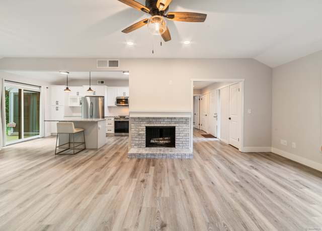 Property at 510 Heritage Vlg Unit B, Southbury, CT 06488, 2 beds, 2 baths