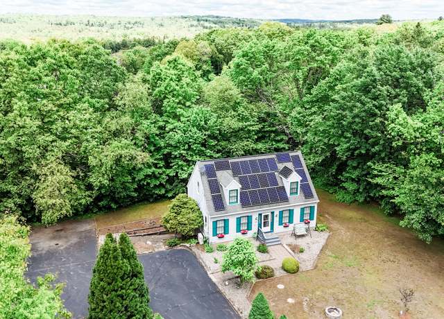 Property at 523 Wauregan Rd, Killingly, CT 06239, 3 beds, 2 baths