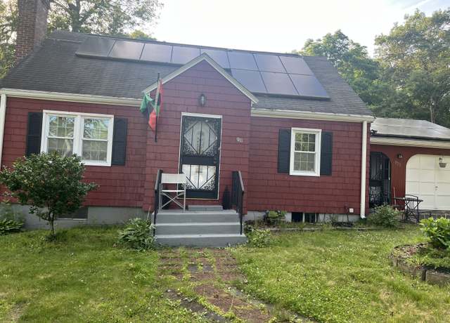Property at 911 Matianuck Ave, Windsor, CT 06095, 3 beds, 2 baths