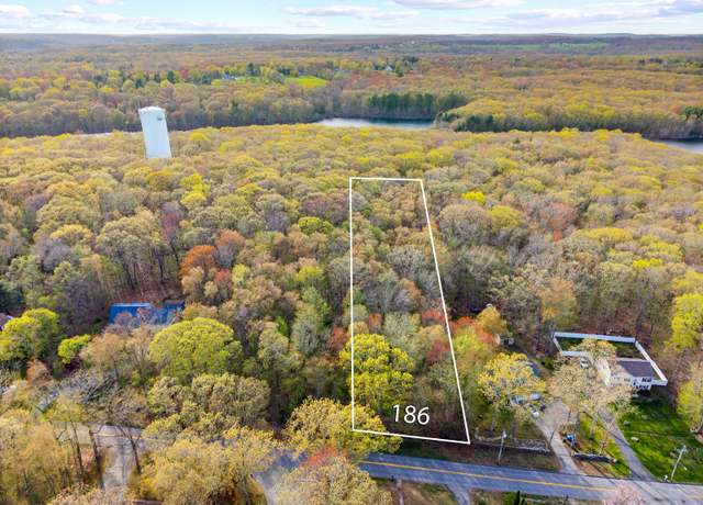 Property at 186 Canterbury Tpke, Norwich, CT 06360