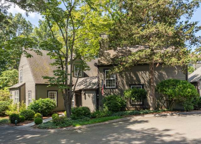 Property at 34 Long Hill Farm Rd, Guilford, CT 06437, 2 beds, 3 baths
