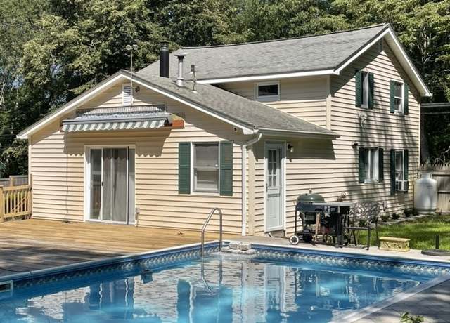 Property at 236 Mistuxet Ave, Stonington, CT 06355, 3 beds, 2 baths