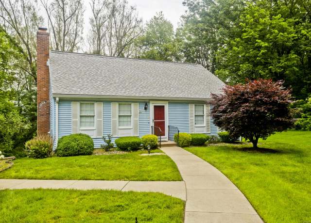 Property at 11 Oxford Dr #11, Suffield, CT 06078, 2 beds, 2 baths
