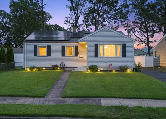 Property at 107 May St, West Haven, CT 06516, 3 beds, 1.5 baths