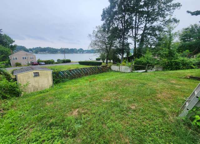 Property at 34 Seminole Rd, Middlefield, CT 06455, 2 beds, 1 bath