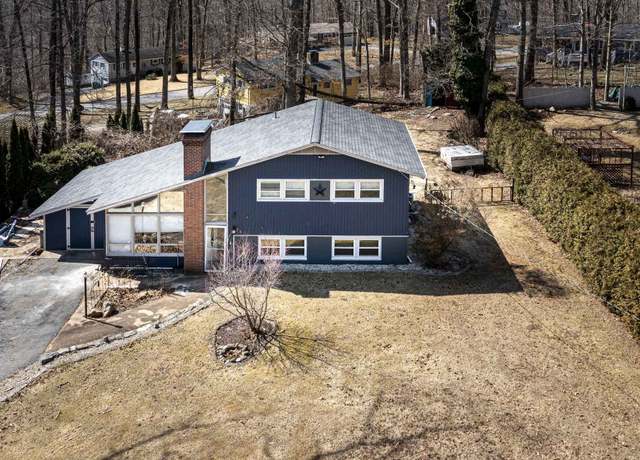 Property at 24 N Glenwoods Rd, Ledyard, CT 06335, 3 beds, 2 baths