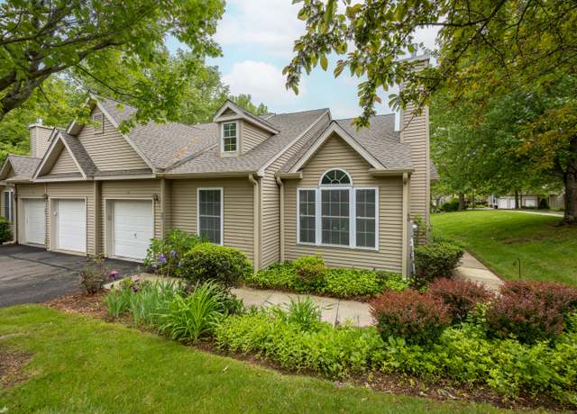 Property at 25 Hamden Hills Dr #60, Hamden, CT 06518, 2 beds, 2 baths