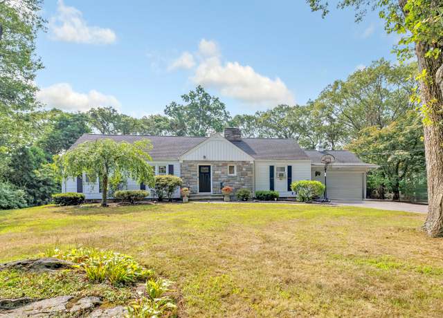 Property at 14 Hillcrest Rd, Trumbull, CT 06611, 5 beds, 3 baths