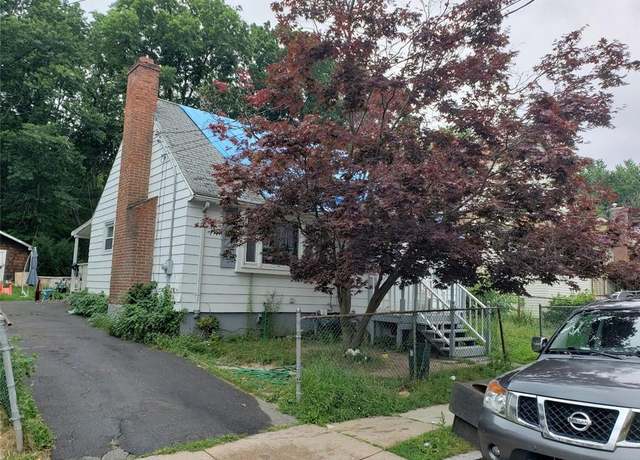 Property at 136 Wilson St, Hartford, CT 06106, 4 beds, 1 bath