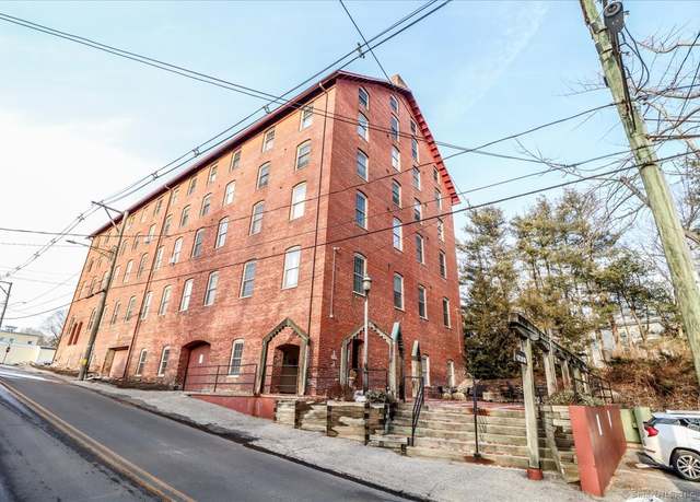 Property at 65 West St Apt 205, New Milford, CT 06776, 1 bed, 1 bath