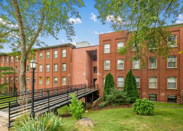 Property at 222 Williams St E Apt 322, Glastonbury, CT 06033, 1 bed, 1 bath