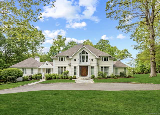 Property at 3 Mayflower Ln, Weston, CT 06883, 6 beds, 6 baths