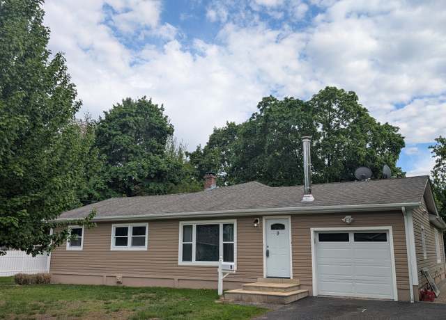Property at 9 Washington Rd, Windsor, CT 06095, 3 beds, 3 baths