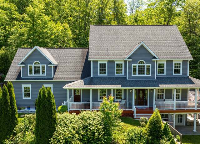 Property at 29 Secret Mountain Trl, Canton, CT 06019, 4 beds, 3 baths