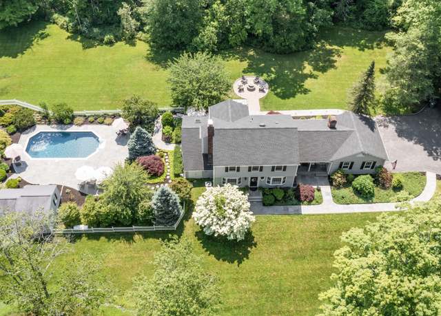 Property at 46 Tally Ho Rd, Ridgefield, CT 06877, 3 beds, 2.5 baths