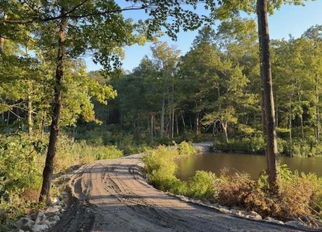 Property at 2 Coburn Rd W, Sherman, CT 06784