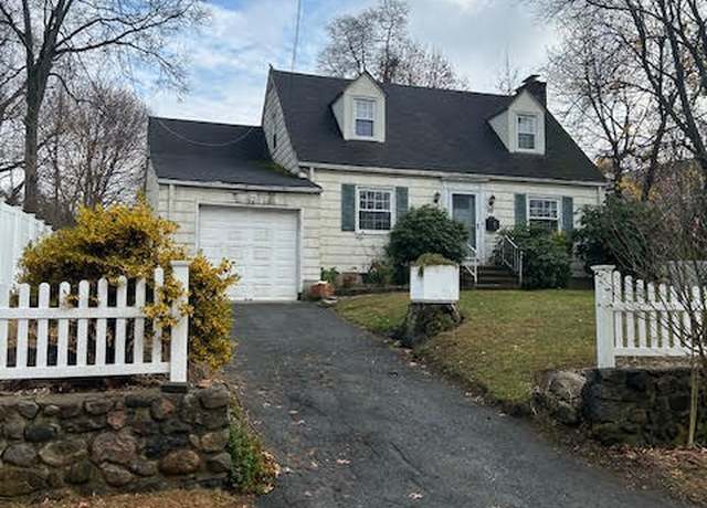 Property at 99 Woodbury Ave, Stamford, CT 06907, 3 beds, 2.5 baths