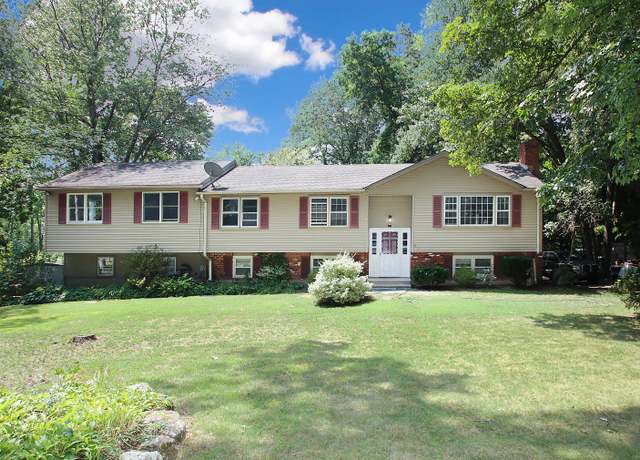 Property at 45 Ridge Acres Rd, Branford, CT 06405, 6 beds, 3 baths