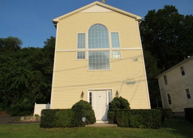 Property at 3 Richard St, Ansonia, CT 06401, 3 beds, 2.5 baths
