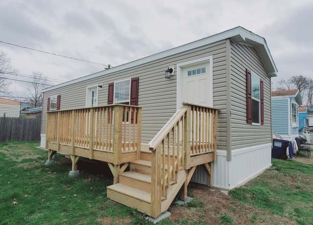 Property at 525 E Main St #8, Branford, CT 06405, 1 bed, 1 bath