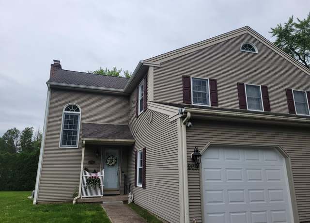 Property at 209 Prospect St #209, Southington, CT 06479, 3 beds, 1.5 baths