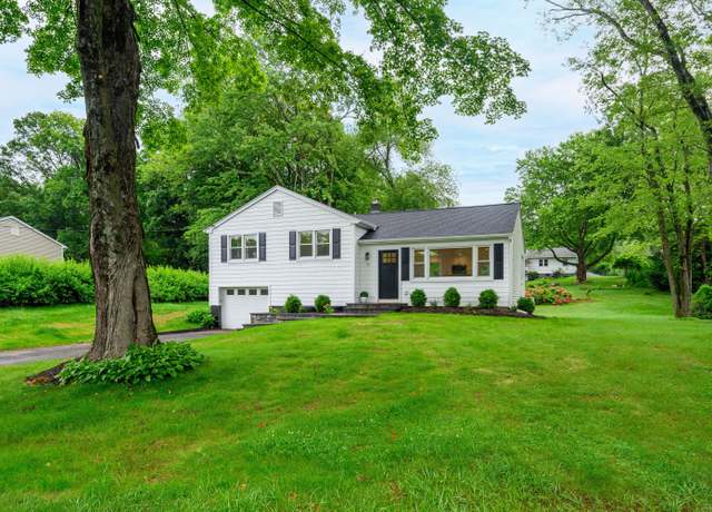 Property at 13 Westview Dr, Bethel, CT 06801, 3 beds, 1.5 baths