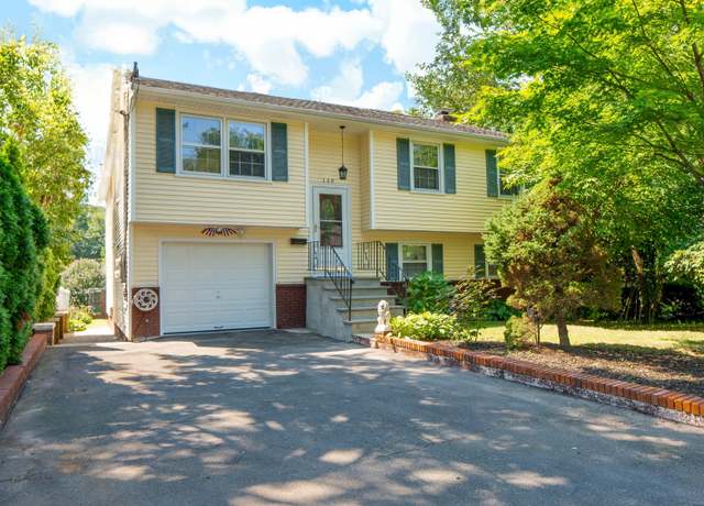 Property at 130 Mulberry St, Stamford, CT 06907, 3 beds, 1.5 baths