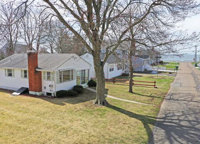 Property at 16, 18 Bayberry Rd, Old Saybrook, CT 06475, 2 beds, 1 bath