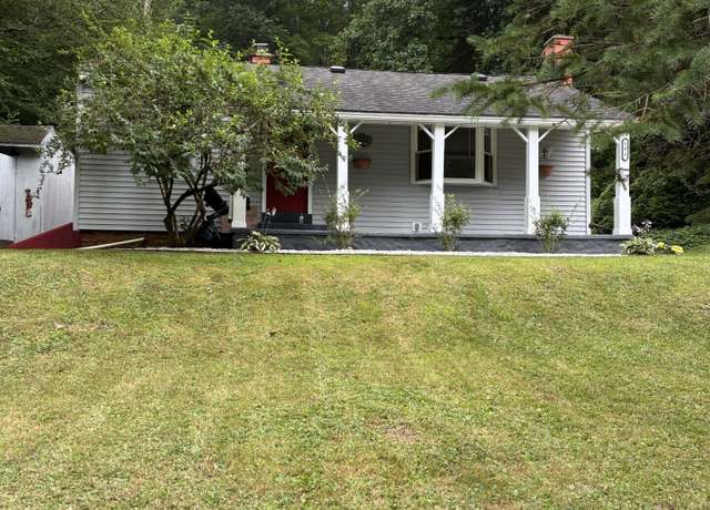 Property at 589 New Litchfield St, Torrington, CT 06790, 2 beds, 1 bath