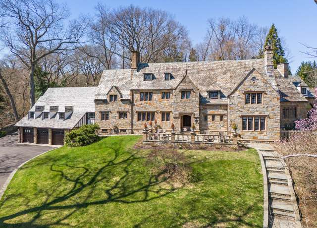 Property at 17 River Ln, Westport, CT 06880, 6 beds, 5.5 baths