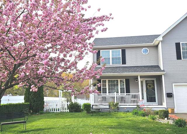 Property at 210 Goodwin St, East Hartford, CT 06108, 3 beds, 2.5 baths