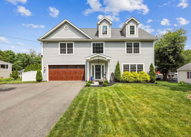 Property at 15 Wondy Way, Danbury, CT 06811, 3 beds, 2.5 baths