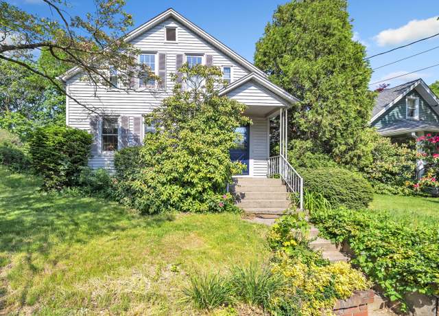 Property at 117 Clark St, Milford, CT 06460, 3 beds, 1.5 baths